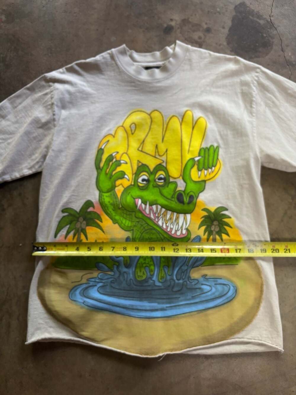 Vintage screen print Crocodile Graphic T-Shirt crmy instagram brand